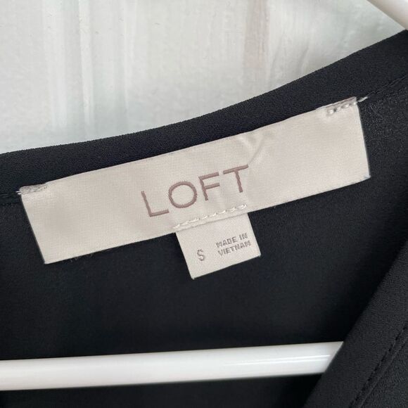 Ann Taylor LOFT Black Tank White Lace Crochet Hem Crew Neck Women’s Size M - Picture 5 of 7